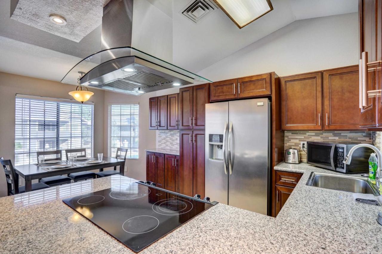 Pet-Friendly Condo With Pool About 7 Mi To Dtwn Chandler Exterior foto