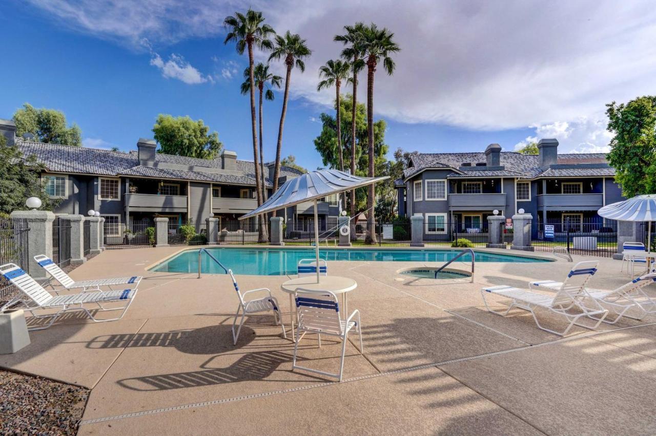 Pet-Friendly Condo With Pool About 7 Mi To Dtwn Chandler Exterior foto