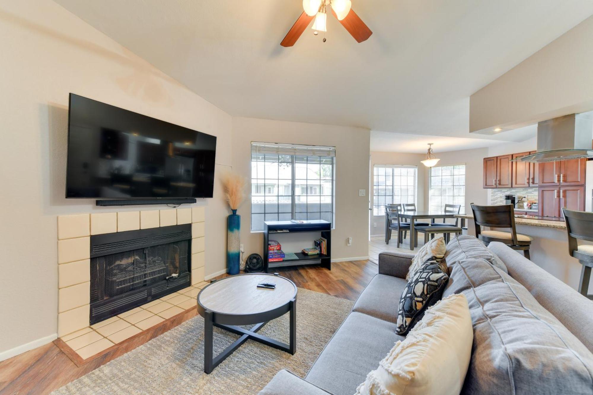 Pet-Friendly Condo With Pool About 7 Mi To Dtwn Chandler Exterior foto